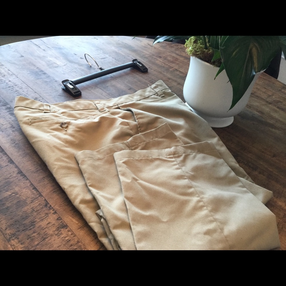 Lee tan slacks, men’s